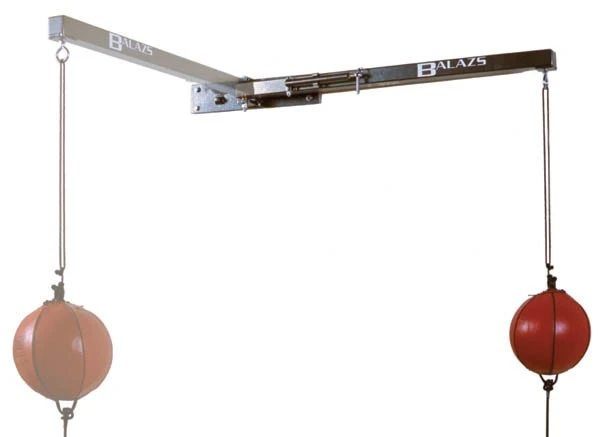 DOUBLE-END BAG WALL MOUNT - SWING AWAY